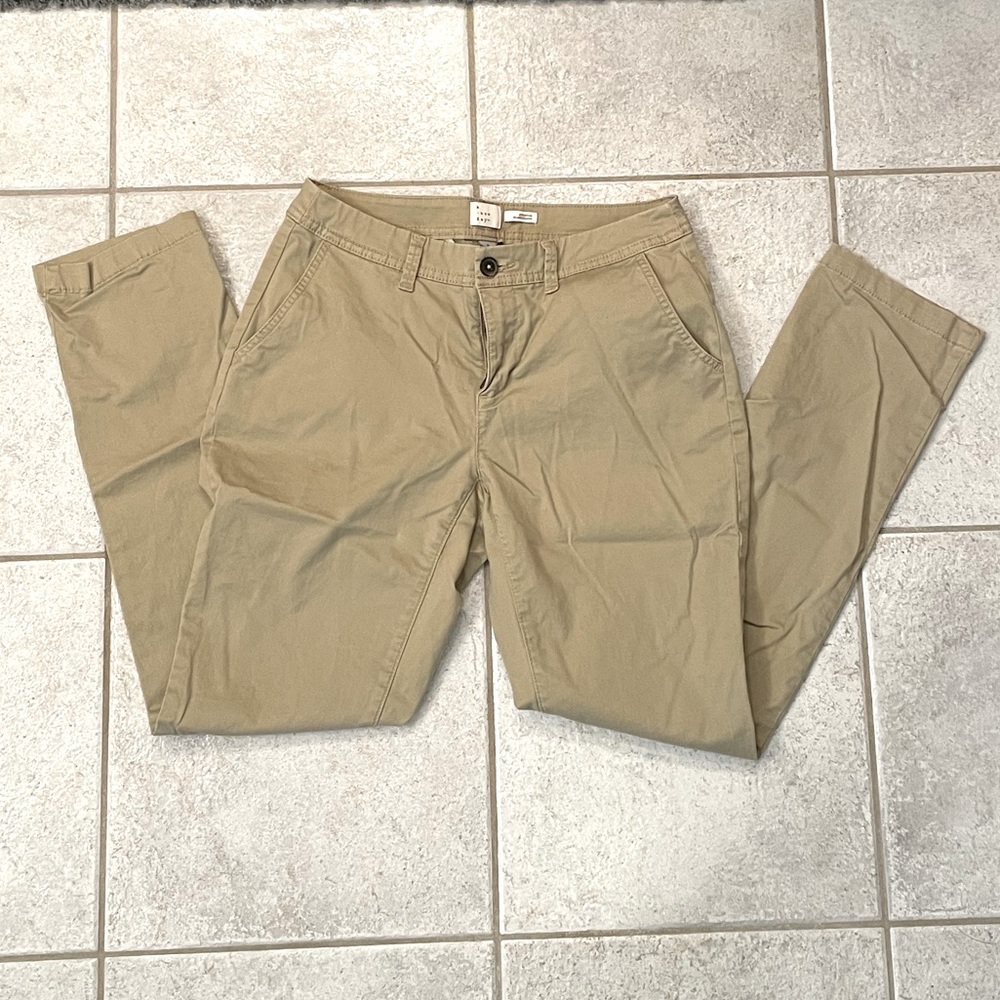 A New Day Kahki Dress Pants Size 4